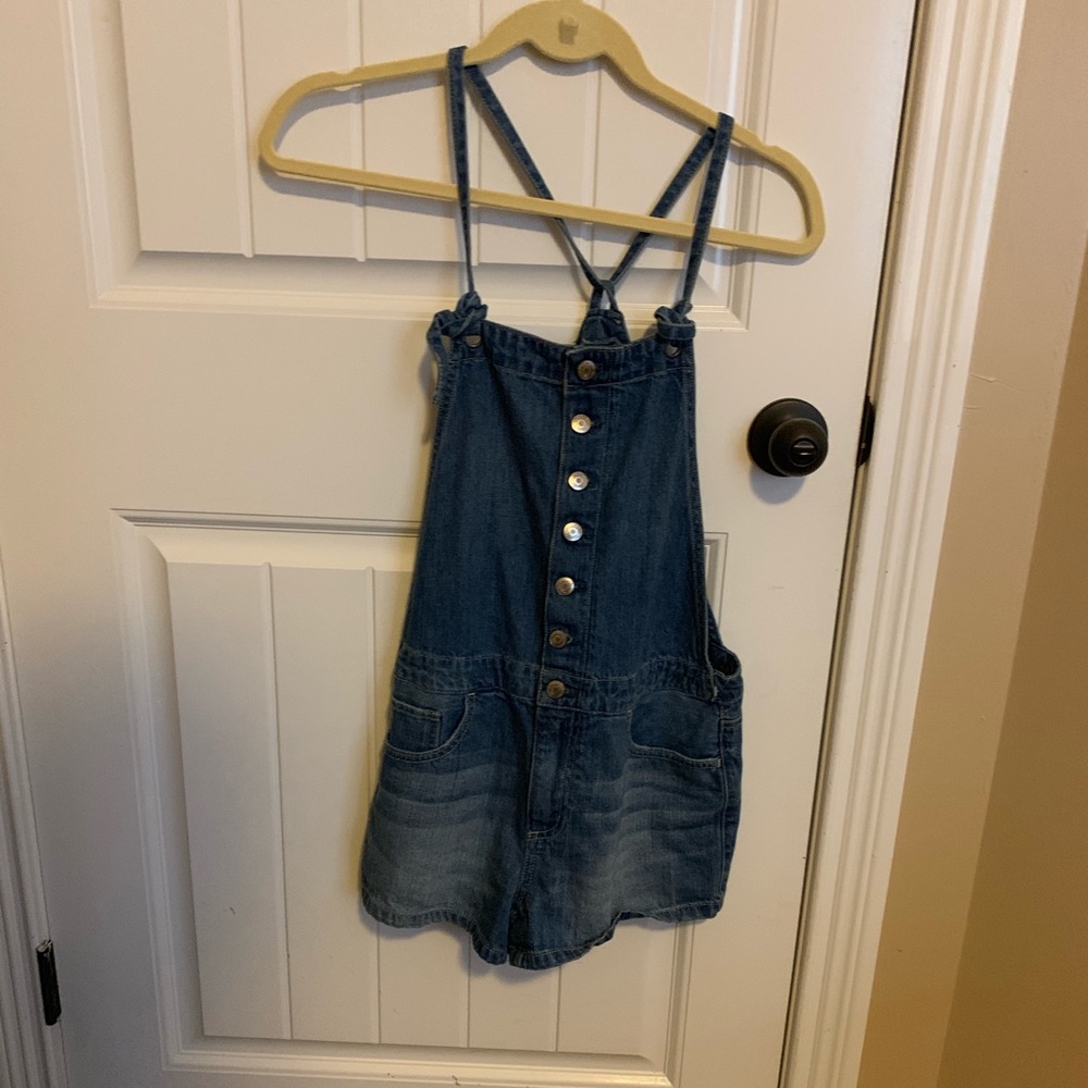 American Eagle overalls!!